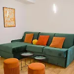 Gabrielle - Authentic Loft Saint-Germain Luxembourg Courtyard