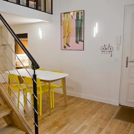 Gabrielle - Authentic Loft Saint-germain Luxembourg Courtyard Apartment *